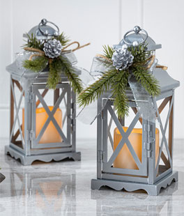 Metal Lanterns: Battery Operated Candles