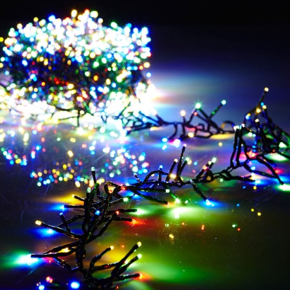 19.6 Foot Christmas Cluster Lights with 600 Multi Color LED Garland Green  Wire Remote Control RAZ