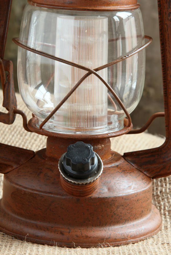Vintage Hurricane Lantern Battery Operated Hanging Candle Light