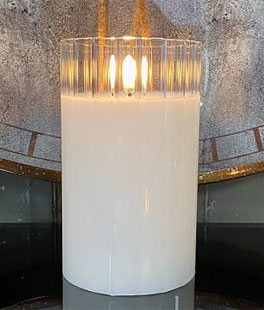 Radiance Faceted Ivory Poured Candle 3.5 x 6 Inch Clear Glass - NEW